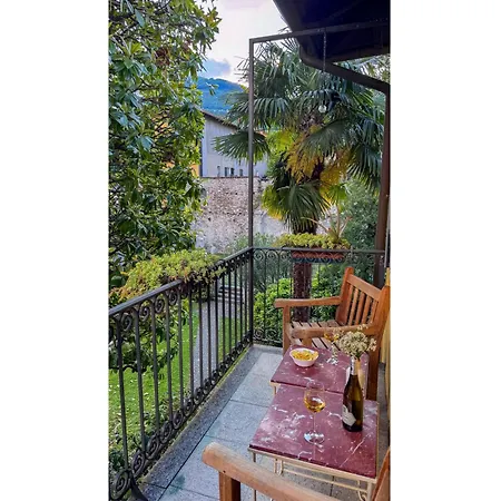 Timeless Garden Apartment Gravedona
